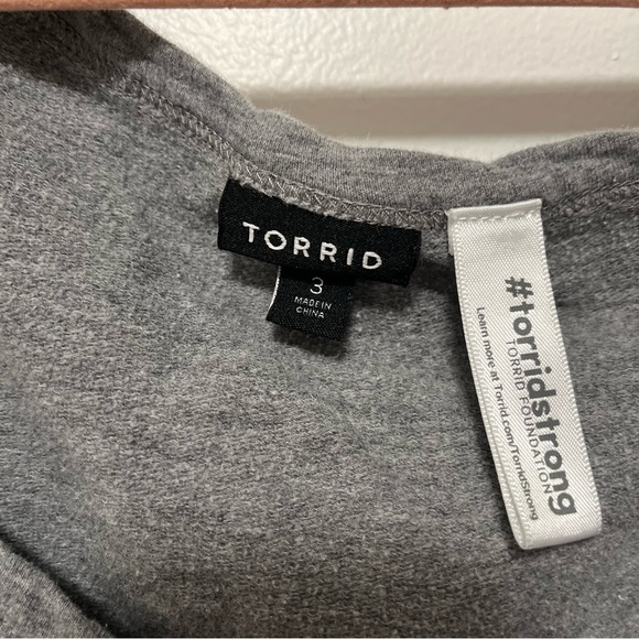 Torrid Celebrate Love Off-Shoulder Sweatshirt - Rainbow Skull Grey - Picture 5 of 9